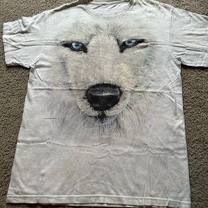 3D tee White wolf tee. Size small.